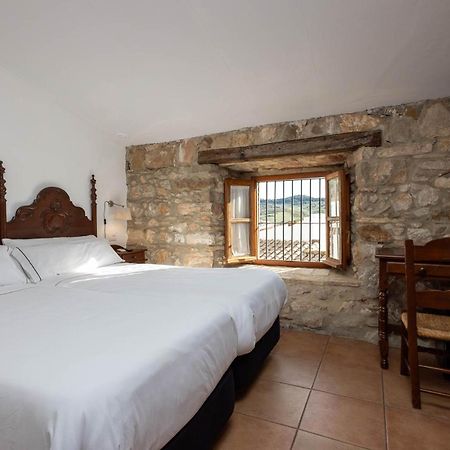 Tugasa Hotel Y Casas Rurales La Posada Villaluenga Del Rosario Eksteriør billede