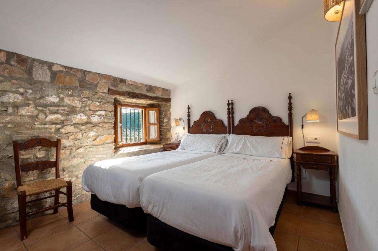 Tugasa Hotel Y Casas Rurales La Posada Villaluenga Del Rosario Eksteriør billede