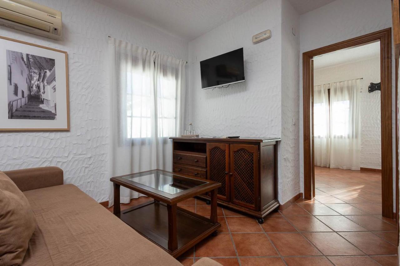 Tugasa Hotel Y Casas Rurales La Posada Villaluenga Del Rosario Eksteriør billede